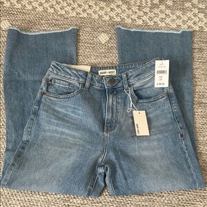 Warp + Weft Women's Light Wash High-Rise Straight Jeans